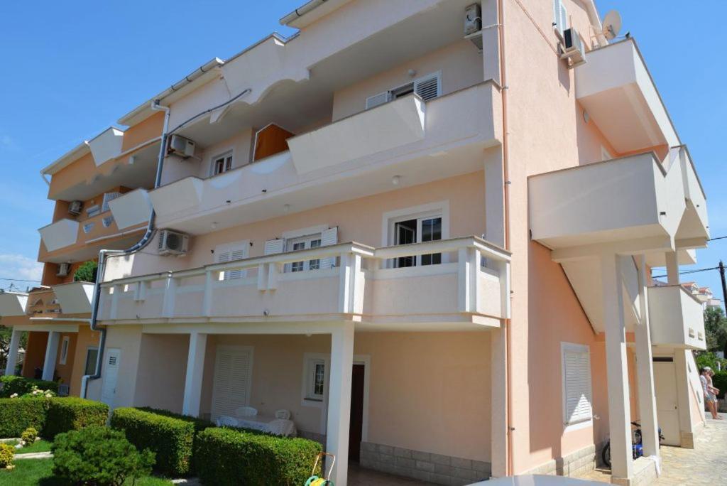 Apartments Niko Novalja Ngoại thất bức ảnh