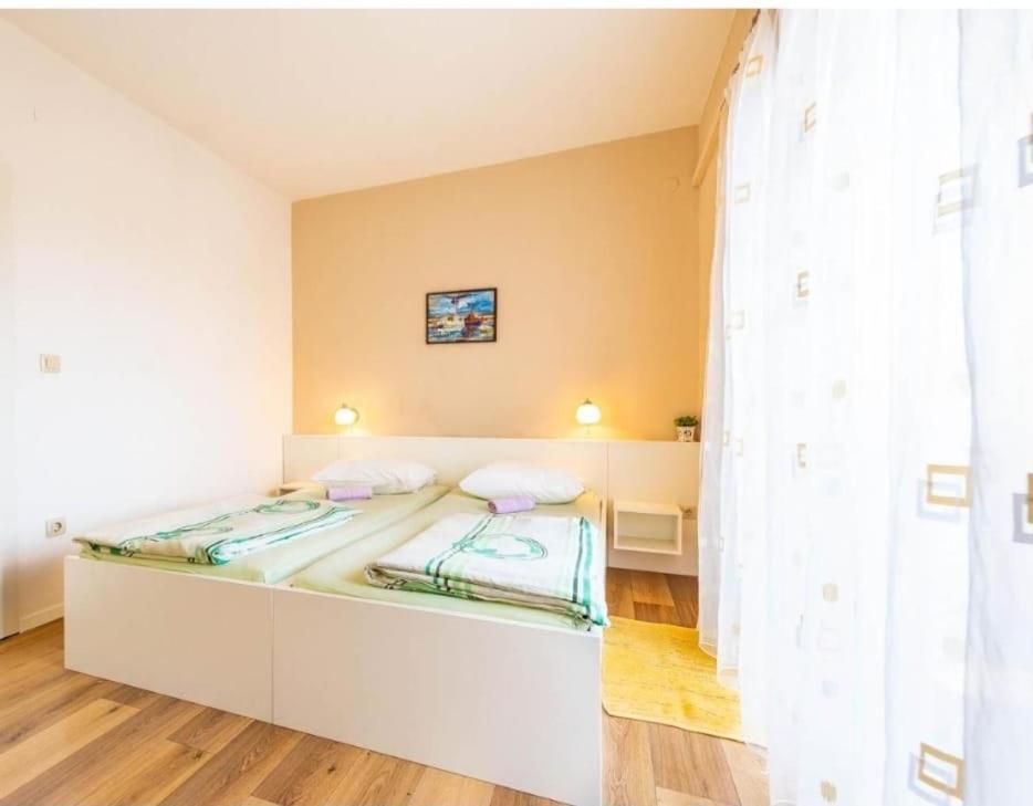 Apartments Niko Novalja Ngoại thất bức ảnh